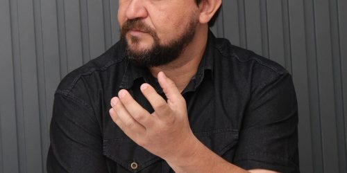 Secretário municipal de Agricultura Familiar, Bruno Pontim, enumera as ações que a Prefeitura de Dourados vem desenvolvendo em favor da produção rural. Foto: A. Frota