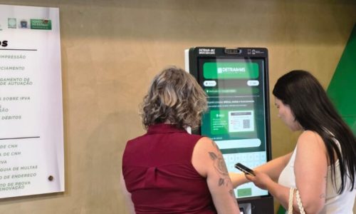 Moderno e digital: nova geração de totens do Detran-MS permite parcelar débitos e emitir guias