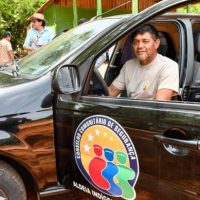 Comunidade da Aldeia Jaguapiru comemora chegada de viatura que vai reforçar a segurança local
