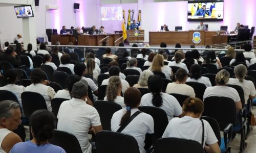 Câmara de Dourados acata duas denúncias contra vereadora Isa Marcondes