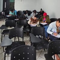 Programa promove ações de acolhimento e formação voltadas aos migrantes internacionais que vivem em Dourados