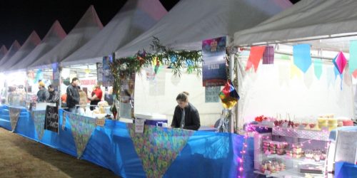 Legenda da foto: Selecionados para comercializar produtos na festa devem realizar a assinatura do termo até o dia 11 de junho- Crédito: Arquivo / Assecom