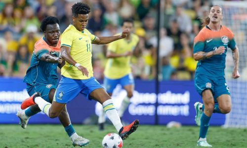 Brasil encara Austrália nesta terça, em Brisbane