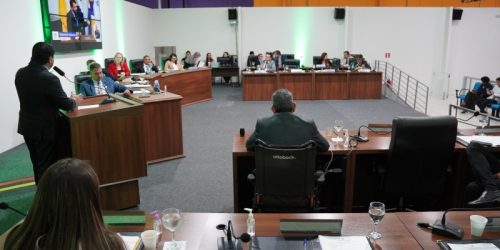 Câmara realiza duas sessões e aprova Feira Livre como patrimônio cultural