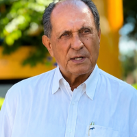 Zé Teixeira homenageia líderes que impulsionam o desenvolvimento de MS