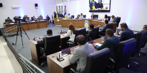 Sessão Solene com plenário lotado abre ano legislativo da Câmara de Dourados