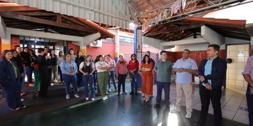 Prefeito Marçal Filho anuncia obra de R$ 47 mil para o refeitório da Escola Rosa Câmara. Fotos: A. Frota