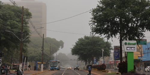 Dourados pode registrar mudança brusca de temperatura nas próximas horas e população deve ficar atenta às dicas da Defesa Civil para preservar a saúde – Foto: A. Frota