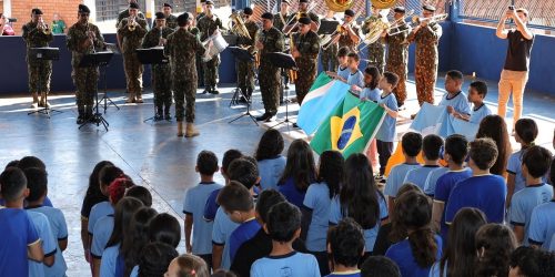 Manhã de atividades comemorativas à Semana da Pátria marca ações na escola com apresentações da comunidade escolar – Foto: A. Frota
