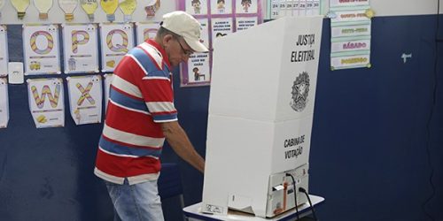 Eleitoras e eleitores de seis municípios votarão em plebiscitos nas Eleições 2026