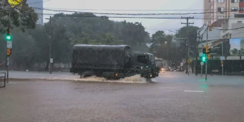 Inmet alerta para grande perigo de tempestade no Sul do país