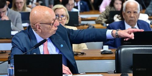 O senador Esperidião Amin é o relator da proposta na Comissão de Constituição e Justiça
Foto: Geraldo Magela/Agência Senado