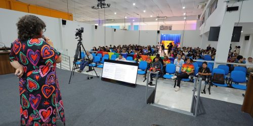 A conferência conta com mesas temáticas, palestras, debates e a elaboração de propostas que serão encaminhadas à etapa estadual – Fotos: A. Frota