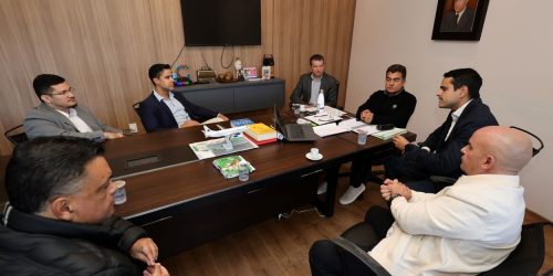Reunião do prefeito Marçal Filho, secretários e representantes da Companhia Ultragaz para discutir investimentos em Dourados. Foto: A. Frota