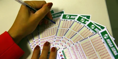 Mega-Sena acumula para R$ 82 milhões