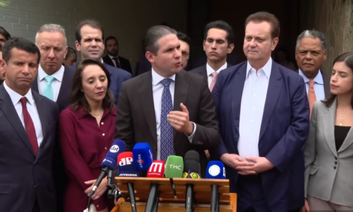 Motta quer votar sistema distrital misto e regras para redes sociais ainda neste ano