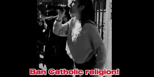 Protesto Islâmico na Espanha pedindo Fim do Cristianismo Espanhol. Reprodução / Redes Sociais