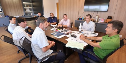 Representantes da diretoria eleita da Aced dialogam com prefeito Marçal Filho direcionamentos para a classe empresarial e para a população. Foto: A. Frota