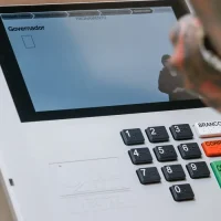 Eleições: propagandas gratuitas de candidatos terminam nesta quinta