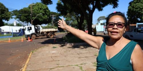 Dona de casa Maria Gislaine fala de melhorias feitas pela prefeitura no bairro- Crédito: A. Frota