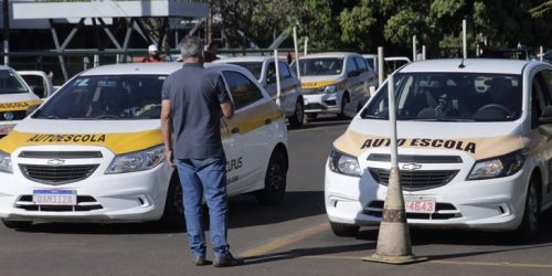 Fim do exame de baliza no pátio do Detran marca mudança no processo de habilitação