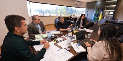 Reunião no gabinete do prefeito Marçal Filho tratou sobre a instalação da sede da MS Gás em Dourados – Foto: A. Frota