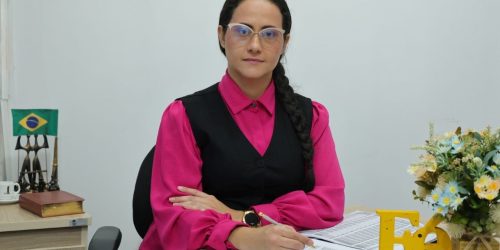 Secretária municipal de Fazenda, Suelen Nunes Venâncio fala sobre os esforços para pagamento dos salários dentro do mês de referência. Foto: A. Frota