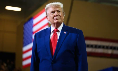 Trump diz acompanhar de perto eleição brasileira e não declara apoio