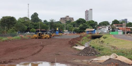 Andamento das obras na Aziz Rasselém também foi destacado pelo prefeito Marçal Filho- Crédito: A. Frota