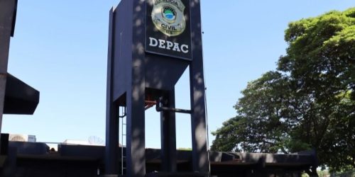 O autor usava capacete e, ao se aproximar, rendeu a jovem e a arrastou até uma área de mato. - Crédito: Arquivo/Dourados News